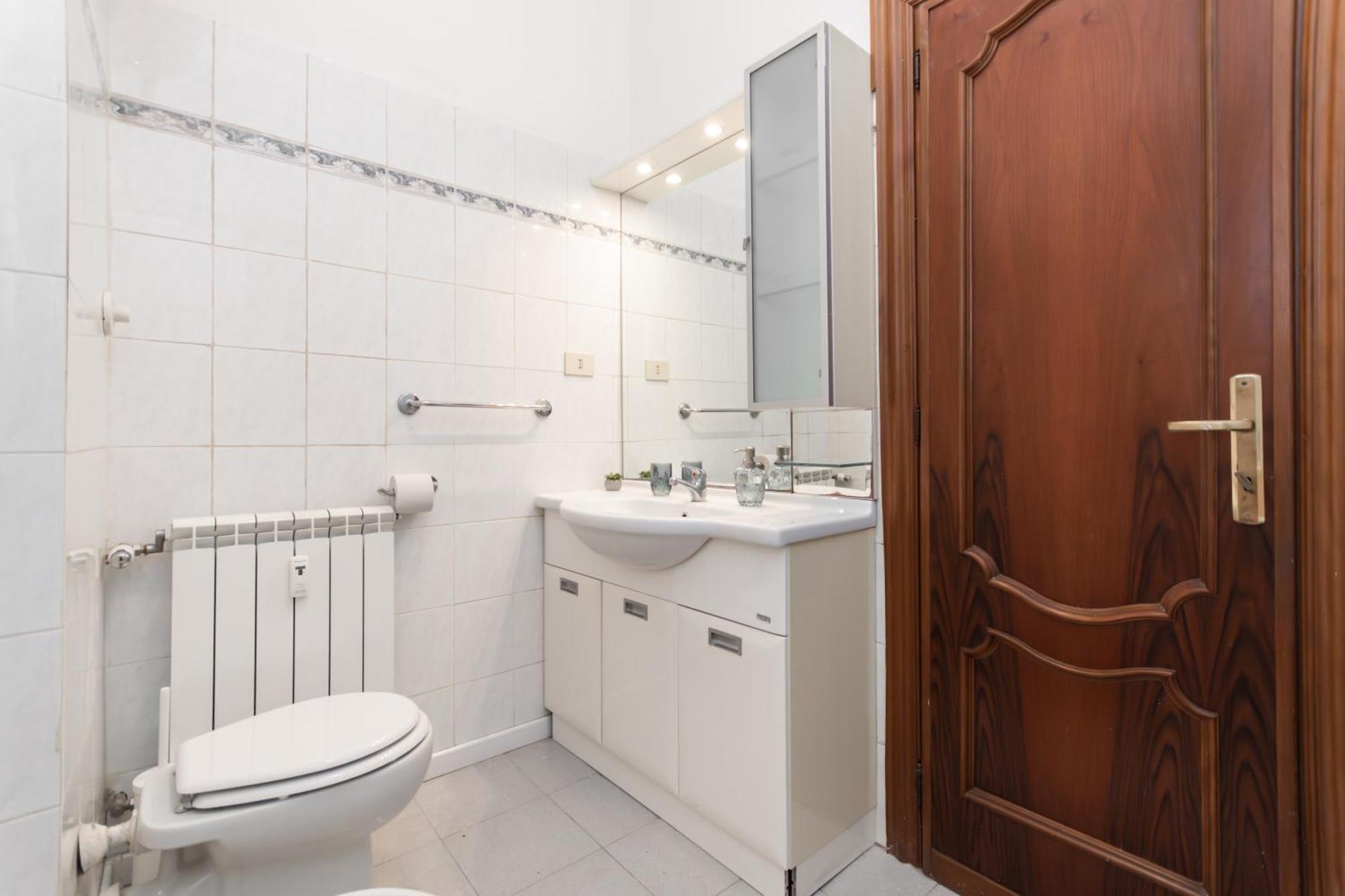 Apartment 9min Centro E Stazione Ferroviaria *